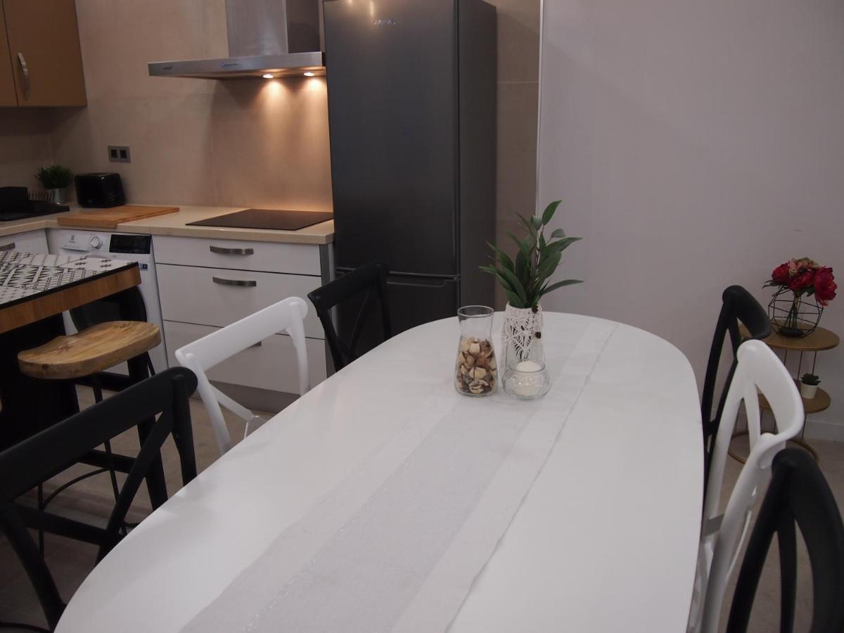 Apartamento Isaac Junto A La Muralla Romana Lägenhet Lugo Exteriör bild