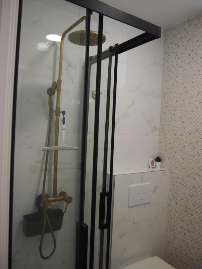 Apartamento Isaac Junto A La Muralla Romana Lägenhet Lugo Exteriör bild
