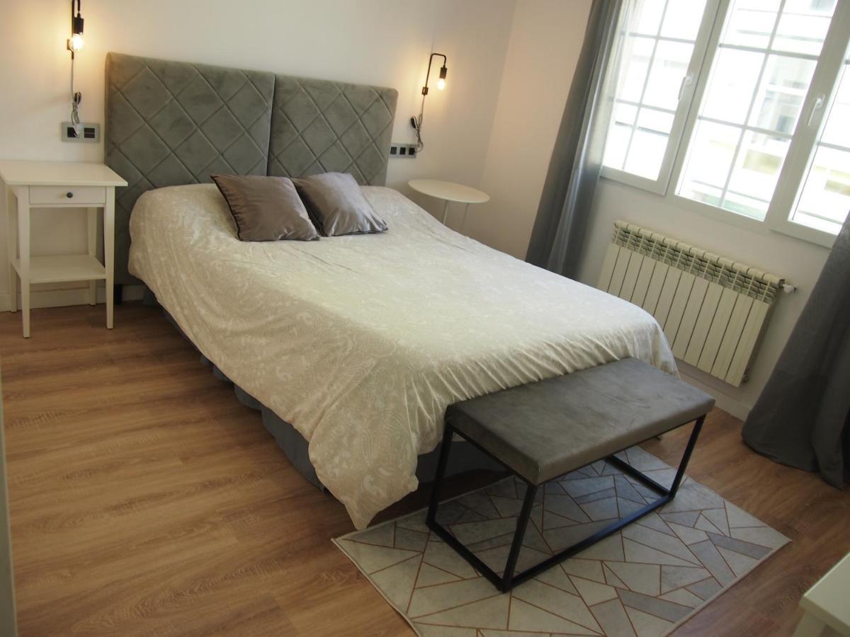 Apartamento Isaac Junto A La Muralla Romana Lägenhet Lugo Exteriör bild